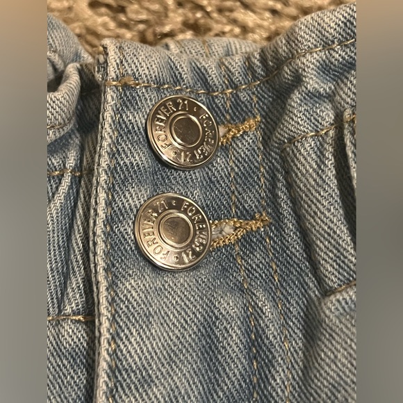 Jean shorts ! - Picture 8 of 8